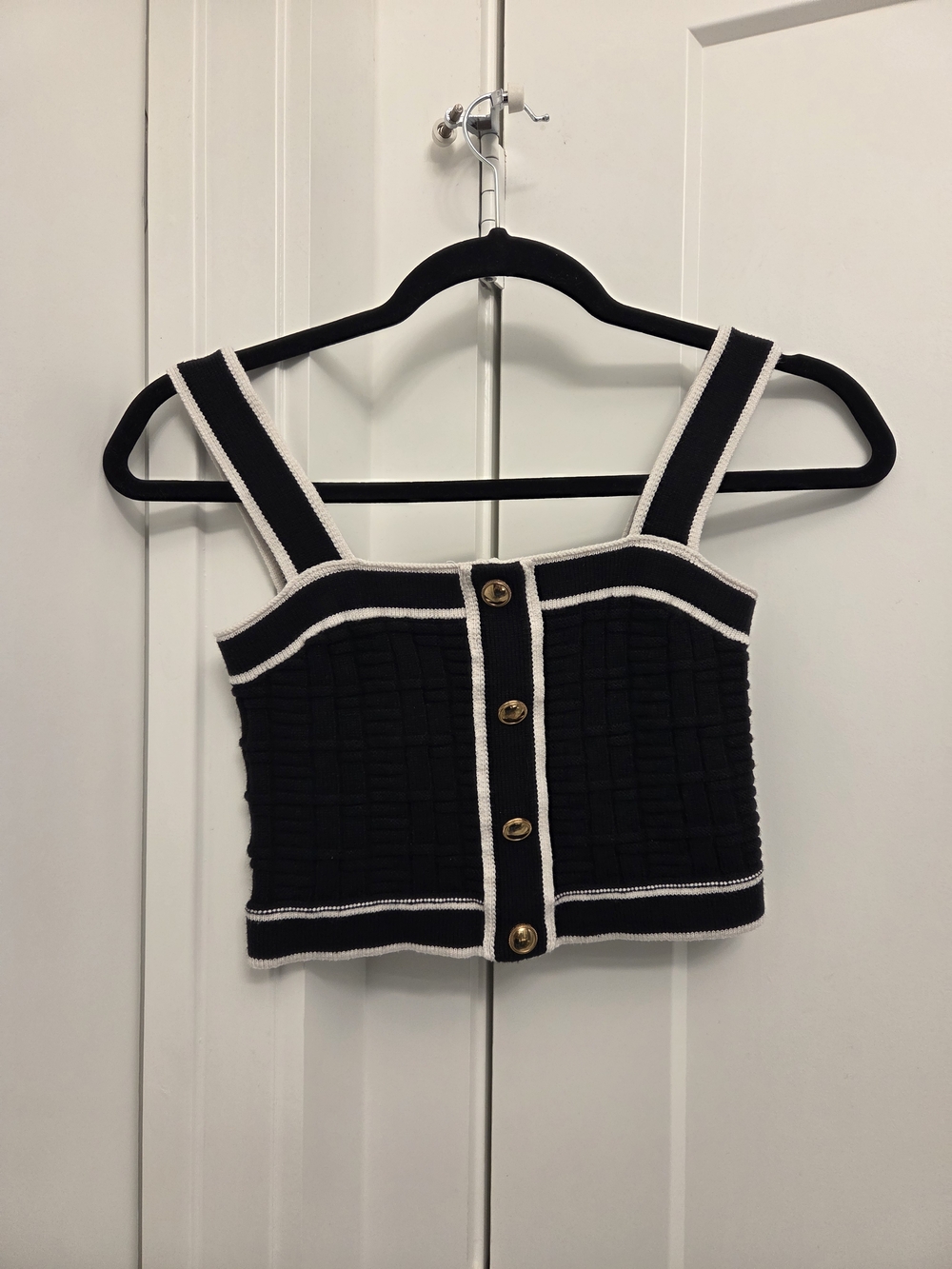 Black Cropped Knit Tank with Contrast Trim